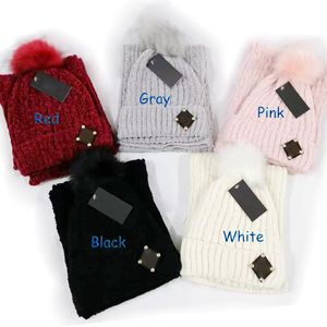 Two-Piece Designer Scarf and Hat Design Caps Chenille Wool Winter Hat and Scarf Design Caps Shawl Designer Hats Scarves Wool Beanie Wrap Scarfs