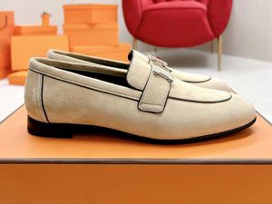 5A Ayakkabı HM5652350 Paris Loafer Süet Deri Elbise Loafers İndirim Desinger Ayakkabıları Kadınlar İçin Boyut 35-40 Fendave