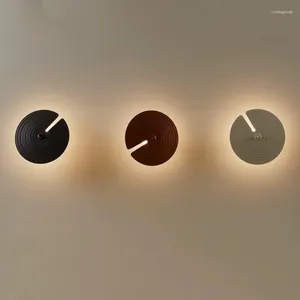 Lampada da parete Nordic Postmoderno Disco Volante Camera da letto Comodino Soggiorno Sconce Sala da pranzo Cucina Luce a LED Illuminazione per interni Casa