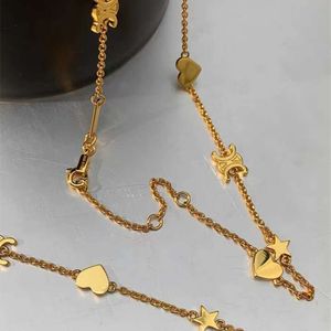 Lisa's same Arc de Triomphe necklace women's five-pointed star love pendant bracelet collarbone chain French temperament hand-neck jewelry