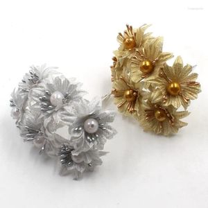 装飾的な花12pcs/lot人工ベリー雄しべの花の花束シルクウェディングパーティー