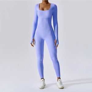 Yoga outfit sömlös kostym kvinnors bodysuit vårdans fitnesskläder gym push up träning tight longsleved atletic wear 231012