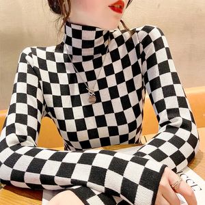 Kvinnors tröjor Kvinnor Classic Checkerboard Luxury Pattern Knit Turtleneck Sweater Pull Fashion Slim Fit Pullovers Y2K Jumper Tops Brand Clothes 231013