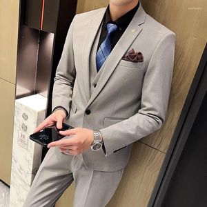 Garnitury męskie 2023 Wysokiej jakości (kamizelki kombinezkowe) Business Casual Professional Fit Fit Man Man Wedding Trzyczęściowa sukienka