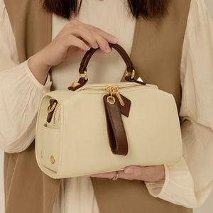 Akşam çantaları kadın çanta kadın vintage boston çanta moda orijinal deri büyük kapasiteli yastık omuz messenger tasarımcısı 231013
