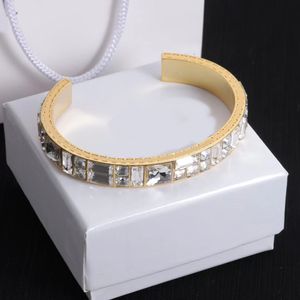 2023 New Fashion Cuff Crystal Bangle Bracciale da donna di design regalo gioielli