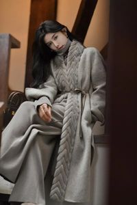 Cappotto da donna in pelliccia sintetica da donna, fresco ed elegante, abbigliamento invernale, cintura in lana e pelle 231013