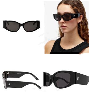 Güneş Gözlüğü Tasarımcı Kadınlar İçin Güneş Gözlüğü İsteğe Bağlı Polarize UV400 Koruma Lensleri Güneş Gözlükleri