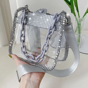 Kvällspåsar kvinnors väska strass pvc transparenta handväskor ins mode sommar glitter gelé damer tjock kedja axel tote purse 231013