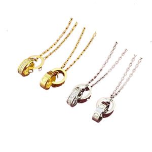 Collana di lusso in metallo amore collane di design regalo di San Valentino moda gioielli alla moda per le donne catene estetiche placcato argento hip hop gioielli da uomo delicatiQ11