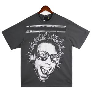 Мужские футболки футболка Hellstar Дизайнерская одежда Мужская рубашка поло Американский хип-хоп Аватар с принтом с коротким рукавом Размер S-xl Дизайнерская футболка