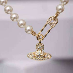 Western Empress Dowager Pins Halsband något tyst lite populärt chokerplanet Pearl Collar Chain Girl