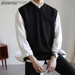 Mäns västar tröja väst män enkel all-match v-ringning solid ärmlösa toppar grundläggande mysig koreansk stil ins fritid stickad plus size m-3xll231014