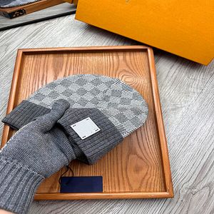 Yeni örme şapka lüks beanies tasarımcısı kış fasulyesi erkek ve kadın moda tasarımı örgü şapkalar sonbahar yünlü kapağı harf jacquard unisex sıcak kafatası şapkası