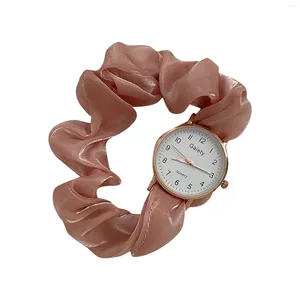 Zegarstka Kreatywna Wstążka Modna Digital Watch Watch Women's Quartz Memorial Gift Biżuteria Kobiety proste