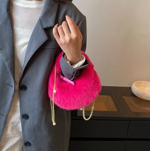 خريف وشتاء حقيبة أفخم جديدة من الأزياء النسائية متعددة الاستخدامات لذيذة لينة وسلسلة فخمة