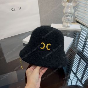 모자 디자이너 모자 디자이너 프랑스 패션 브랜드 램 양모 분지 모자 황금 청동 문자 바람 방전 및 따뜻한 버킷 모자 넓은 브림 모자 Casquette 모자 겨울 모자