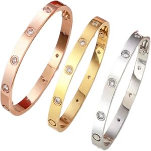 Braccialetti Bracciale rigido con lettera Vite Bracciale in acciaio al titanio Viti braccialetti per le donne Designer di lusso cacciavite bracciali firmati gioielli da uomoQ11