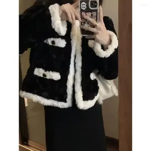 Kvinnors päls xiaoxiangfeng lamm plush coat höst och vinter 2023 koreansk stil fransk löst smal cardigan topp