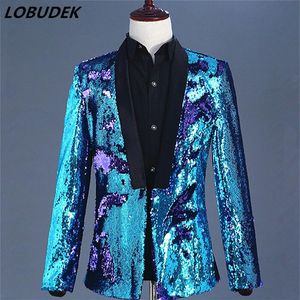 Concerto vocale Moda Uomo Viola Blu Paillettes Blazer Doppio colore Paillettes Giacca Cappotto Prom Party Cantante maschile Host Stage Outfit Ti250o