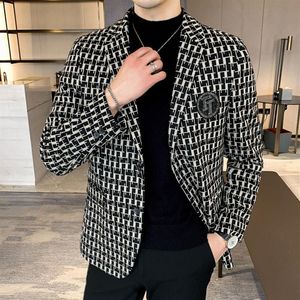 Casual suit jacket men's spring and autumn youth plaid business suits2845