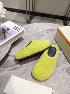Buty designerskie sabot sabot sandały luksusowe mężczyźni kobiety Końcowe kapcie zimowe Raffii Plaży Mokorsyk na długie łydki skórzanie skórzane 4 4410