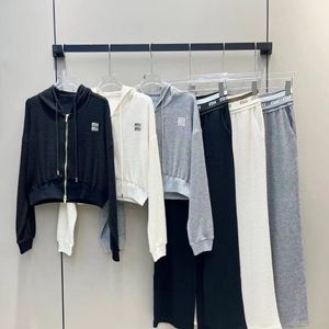 Mi U Mi U Kadınlar İki Parçalı Set Pantolon Günlük Takım Elbise Set Ceket Ceket Kadınlar İçin Uzun Kollu Ceket Serin Kız Sokak Giyim Lüks Tasarımcı Kadın Ceket Seti