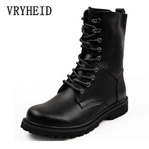 ドレスシューズvryheid Motocycle Boots Men Winter High-Top Combat Boots Men Leather for Men Casual Luxury Military Boot Army Size 38-48 231013