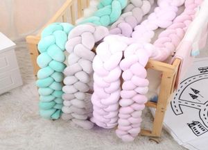 152 m lång knuten dekorativ kudde Baby Bed Braid Bumper Crib Toys Soffa Cushion Pillow Decorow Pillows Soffa5858607