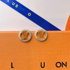 Designer Round Diamond Earrings Charm Selection Luxury Delicate Earrings Popular Brand Accessories Urban Youth Style Matching Fash2835