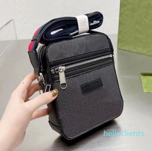 Três estilos de trabalho ao ar livre lazer bolsas volta zip bolso mensageiro saco versões de alta qualidade sacola cruz corpo bolsas masculinas