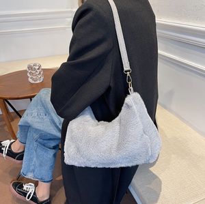 Plush handbag for women with large capacity new fashionable and cute autumn and winter single shoulder handbag textured plush large bag Grey Style
