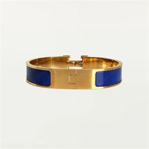 2023Klassisches hochwertiges Designer-Armband aus 18 Karat Gold für Herren und Damen, Geburtstagsgeschenk, Muttertag, Schmuck, Urlaubsgeschenk