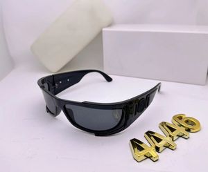 2022 Tasarımcı Square Güneş Gözlüğü Erkek Kadın Unisex Vintage Tonlar Sürüş Polarize Güneş Gözlüğü Erkek Gözlükler Moda Metal Planı Güneş Gözlüğü Gözlükleri4446