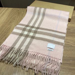 Sciarpa classica di design di lusso plaid per donna sciarpe in cashmere uomo invernale lungo avvolge dimensioni 180x30 cm scialle caldo caldo echarpe regalo di Natale