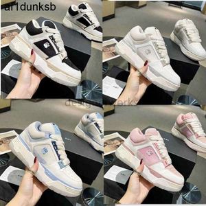 Men high quality shoes Skelet Bones Casual Shoe RUNWAY SKEL TOP Low High am Women US11 Basketball ami running Black White Leather Lac H5