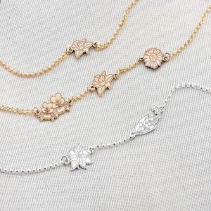 Pendant Necklaces Vintage Women's Stainless Steel Flower Pattern Necklace Rose Gold Color Fashion Jewelry For Friends