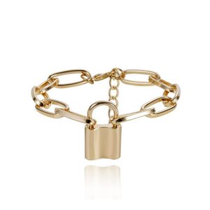 Beliebte nns neue Mode Luxus Designer einfache goldene Gliederkette Vorhängeschloss Charm-Armbänder für Frauen Mädchen225K