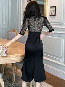 2024 neuestes Model Basic Casual Kleider Neues Frauen -Retro -Stil Midi Kleid für Frauen schwarze bloße Spitze Speisen Satin Ruffen geteilte Robe Femme Party Prom Vestidos