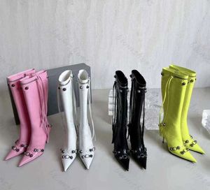 Cagole Orijinal Deri Saçak Diz Botları Saplama Toka Trim Yan Fermuar Nokta Toe Stiletto Topuklu Yüksek Topuklu Kadın Ayakkabıları Tasarımcı Fabrika Ayakkabı