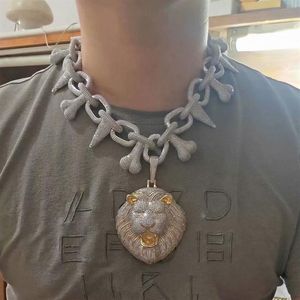 Pendenti con catena Hip Hop ghiacciati da uomo Gioielli di design di lusso da uomo Collana con diamanti Ciondolo grande con ciondoli leone bling Rapper Cuban Link 193L