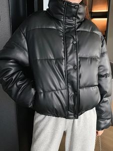 Mulheres para baixo Parkas inverno quente grosso PU couro casacos mulheres curto parkas moda preto algodão acolchoado senhora jaqueta elegante zíper roupas 231016