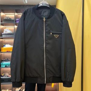 デザイナーダウンPD濃厚綿のパッド入りジャケットスタンディングカラーファッション屋外の恋人メンズ服