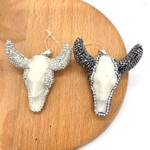 Colares de pingente 1 pc moda pedra natural acrílico com strass pingentes cabeça de vaca touro crânio forma diy para fazer colar 50x55mm tamanho