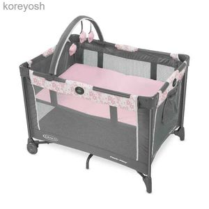 Bassinets vaggar baby playard barns säng baser ramar basinet utformade för att fälla för enkel installation och ta ned fällbara fötter och hjul231016