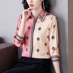 Lyxdesigner Satin Grafik Bluses Woman Button Up Shirt Autumn Winter Versatile Runway Lapel Silk Shirts 2023 Office Ladies Simple Fashion Formal Pink Top