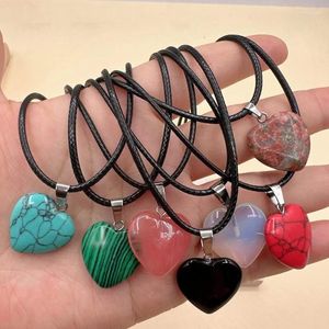 Hänge halsband geometriska helande kristaller halsband naturliga halvädelare chakras ädelstenar amulet lycklig mynt charm skyddande