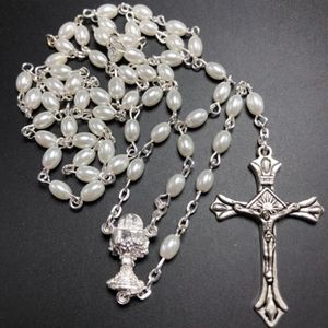 Anhänger Halsketten 10 Stück Set Weiß 6 4 mm Glasbirne Rosenkranz Ovale Perle Katholische Rosario Niedliche Perlenkette Kelch Center287i