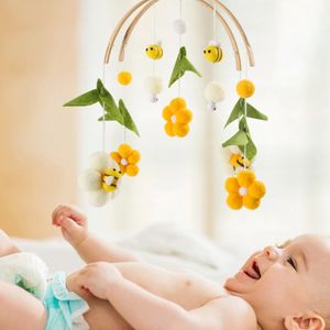 Mobiler# baby säng leksak rattle 0-12 månader ull boll sängklocka leksak bee djur form född spjälsäng mobil skrattpärlor sängklocka för baby gåva 231016
