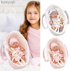 Bassinets Cradles Reborn Baby Doll 12 Inches Collectible Toys with Sleeping Basket Realistic Rebirth Limbs Movable Soothing Doll for Children L231016